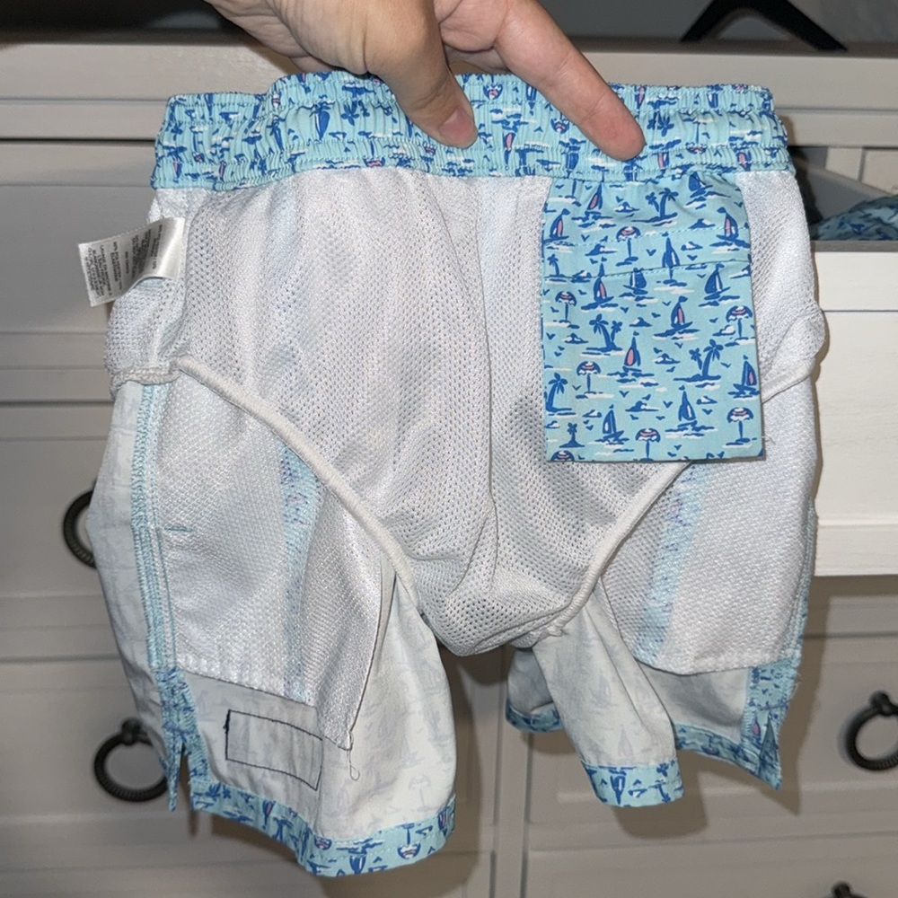 Vineyard Vines Chappy Print Swim Trunks - Picture 9 of 10